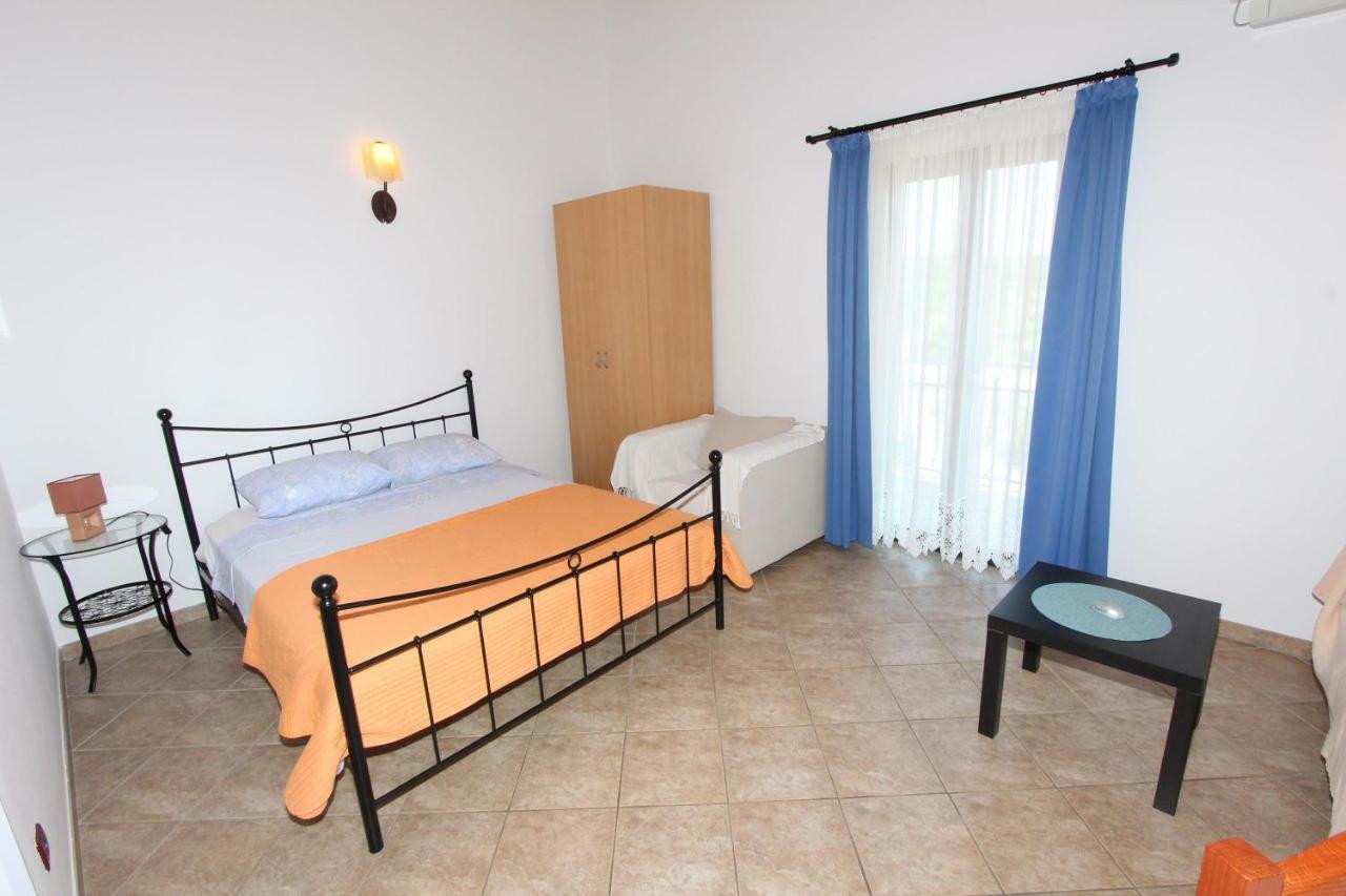 Appartement Mara *